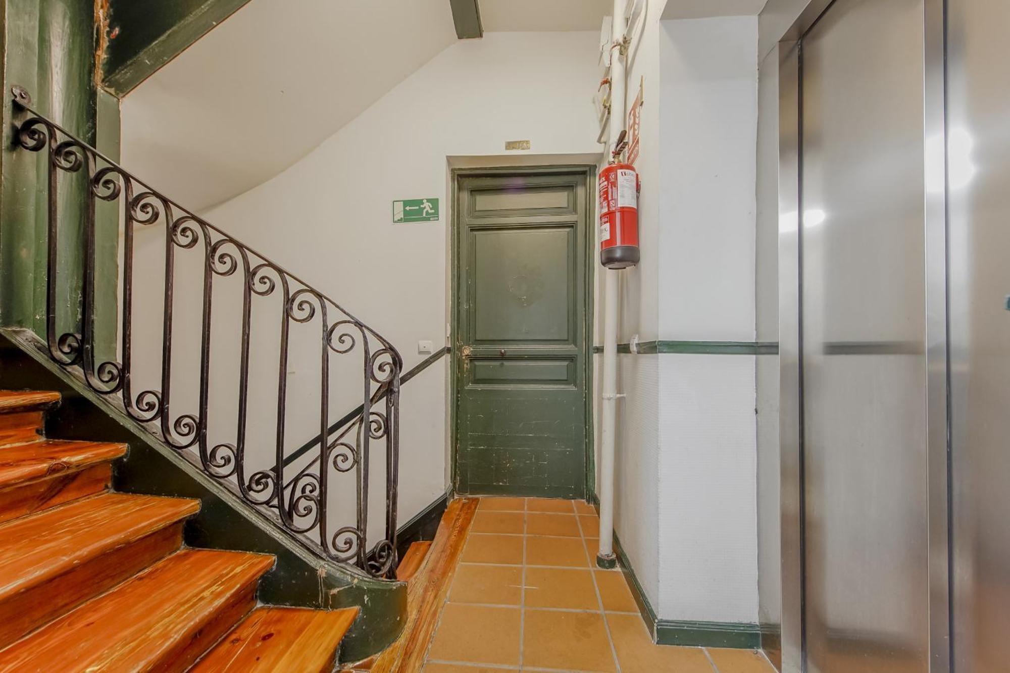 Modern Apt Para 6Pax En La Plaza De Tirso-Centro E1 马德里 外观 照片