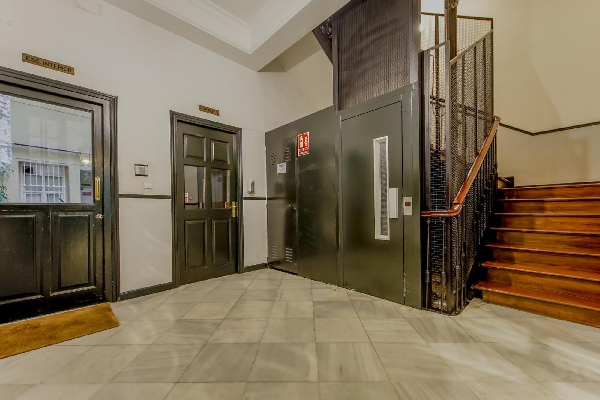 Modern Apt Para 6Pax En La Plaza De Tirso-Centro E1 马德里 外观 照片