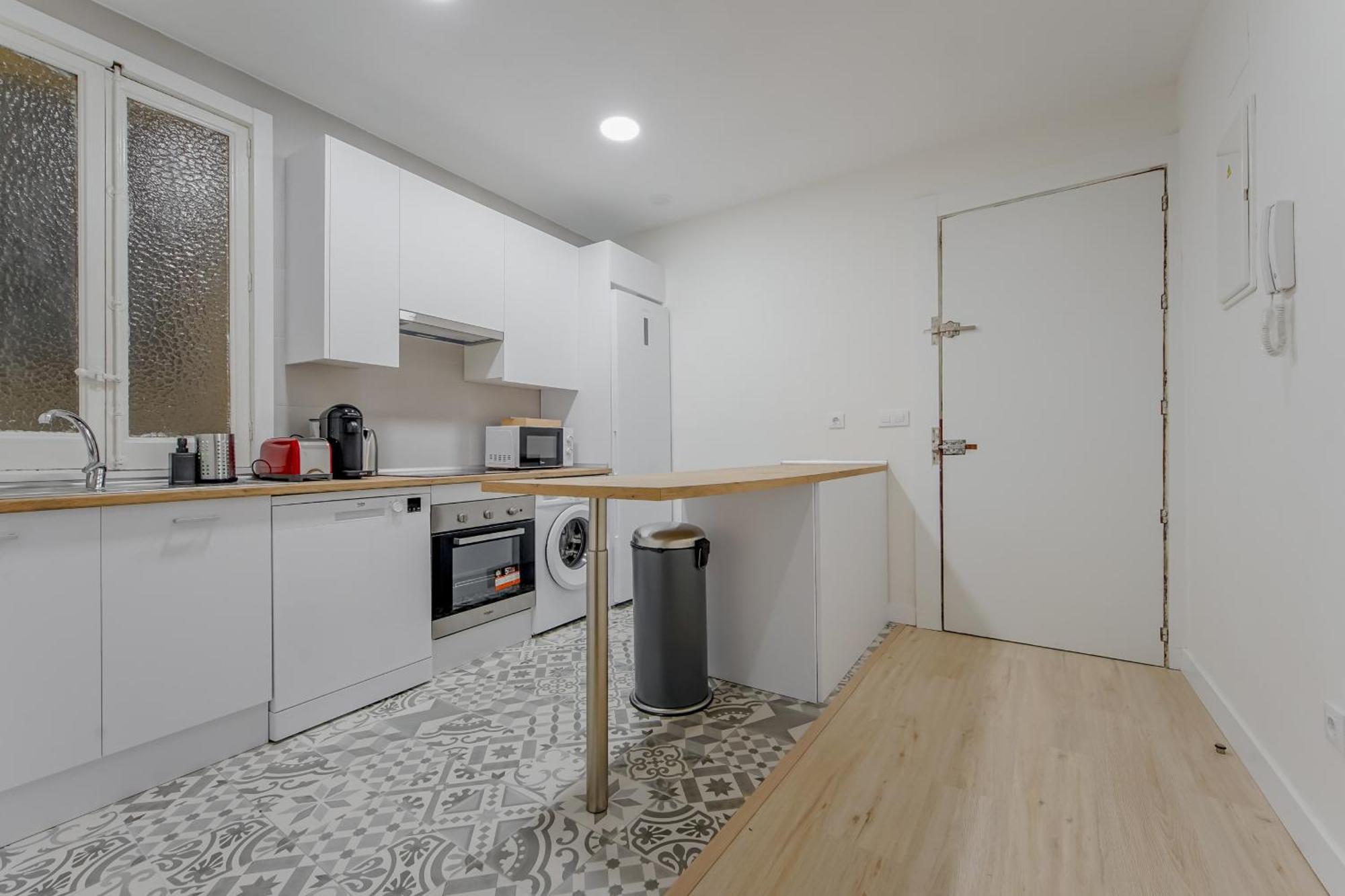 Modern Apt Para 6Pax En La Plaza De Tirso-Centro E1 马德里 外观 照片